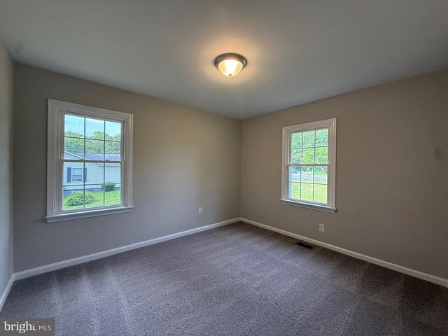 319 CHOPPING RD, Mineral, VA 23117