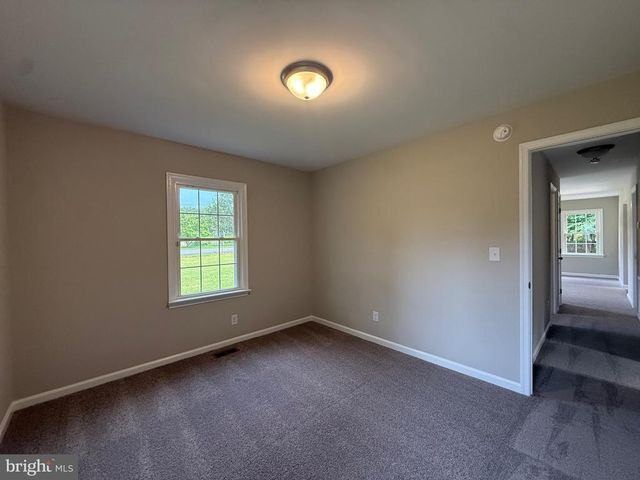 319 CHOPPING RD, Mineral, VA 23117