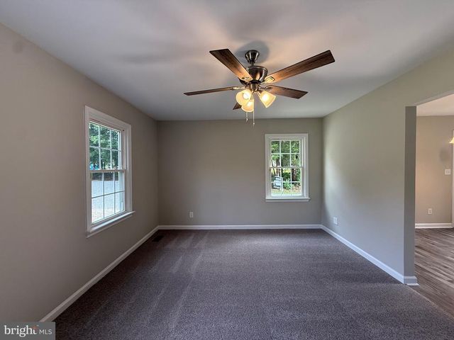 319 CHOPPING RD, Mineral, VA 23117