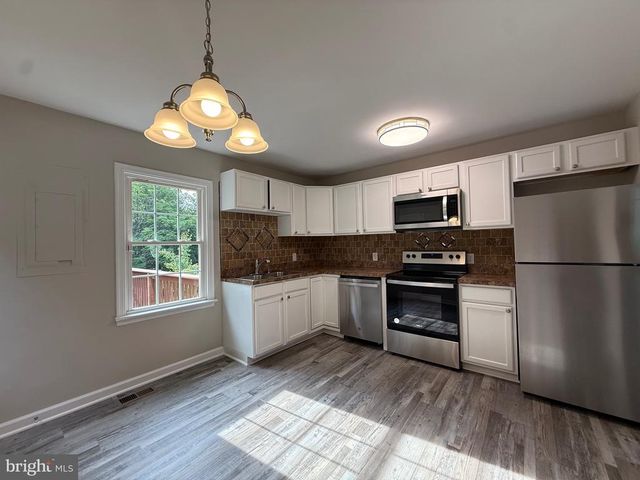 319 CHOPPING RD, Mineral, VA 23117