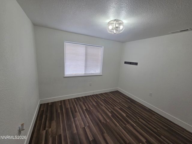 1055 Tudor Court, Reno, NV 89503