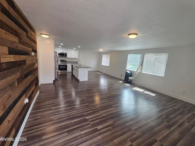 1055 Tudor Court, Reno, NV 89503