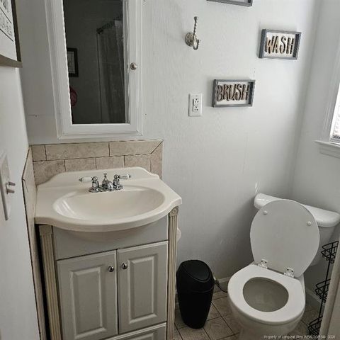 2096 HOLLY Springs Church Road, Broadway, NC 27505