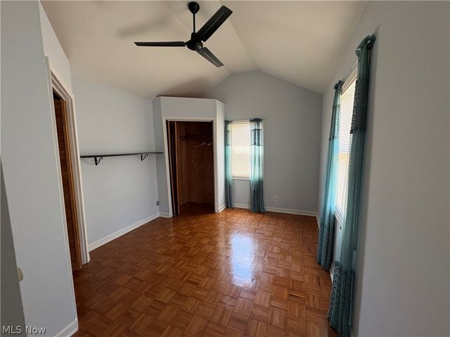 54 E 213th Street, Euclid, OH 44123