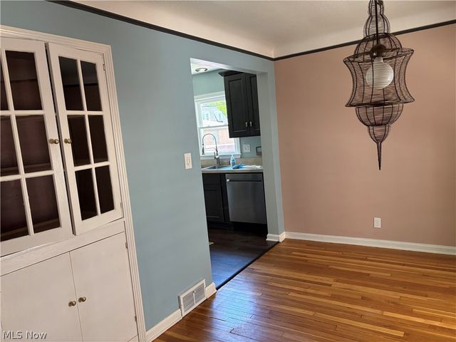 54 E 213th Street, Euclid, OH 44123