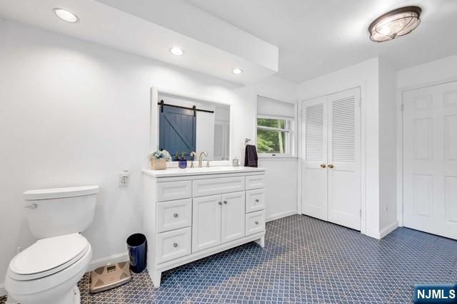 717 Orange Court, River Vale, NJ 07675