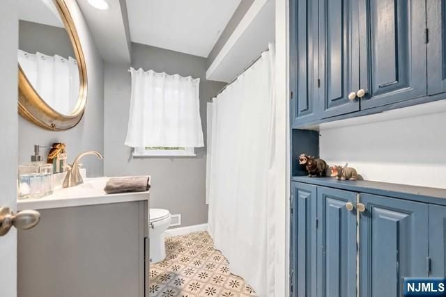 717 Orange Court, River Vale, NJ 07675