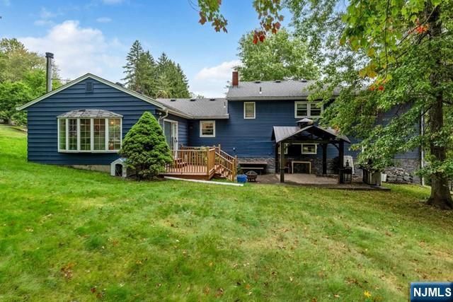 717 Orange Court, River Vale, NJ 07675