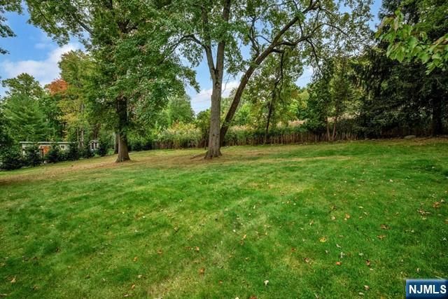 717 Orange Court, River Vale, NJ 07675