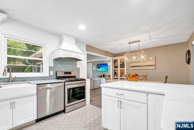 717 Orange Court, River Vale, NJ 07675