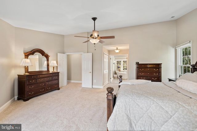 11 HEMLOCK CT, Cockeysville, MD 21030