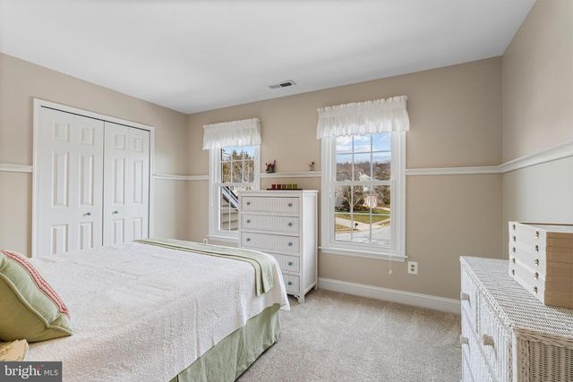 11 HEMLOCK CT, Cockeysville, MD 21030