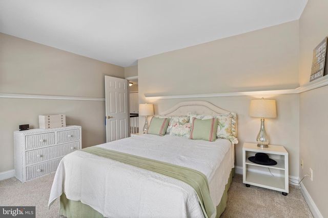 11 HEMLOCK CT, Cockeysville, MD 21030