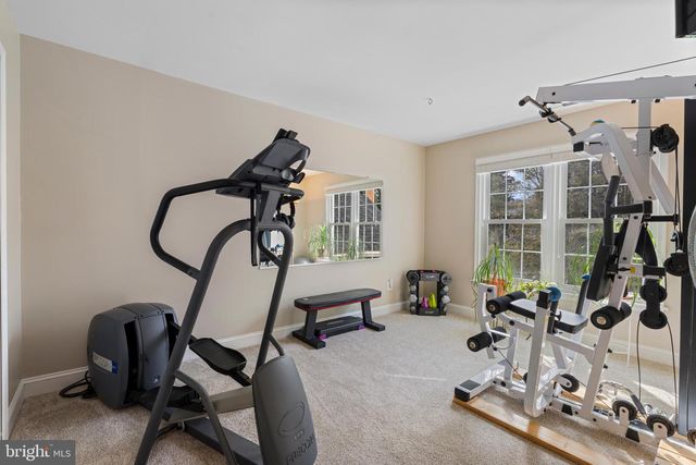 11 HEMLOCK CT, Cockeysville, MD 21030