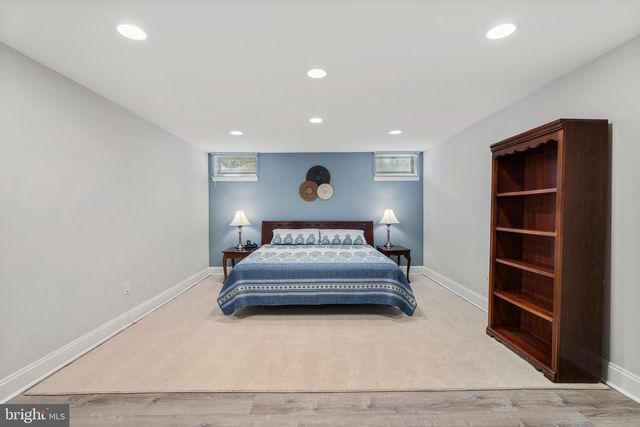 11 HEMLOCK CT, Cockeysville, MD 21030