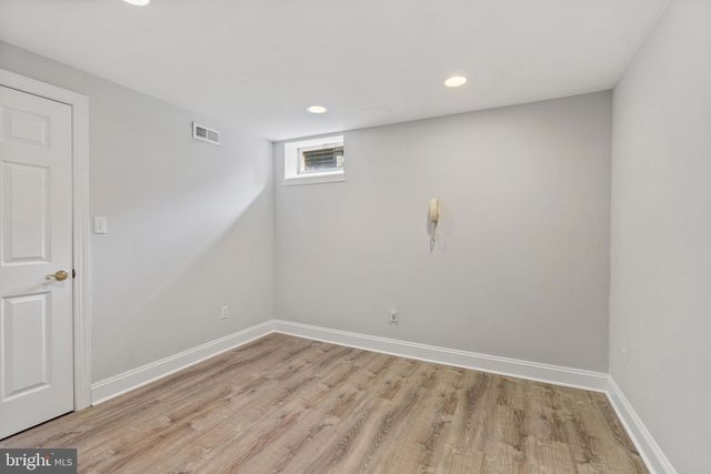 11 HEMLOCK CT, Cockeysville, MD 21030