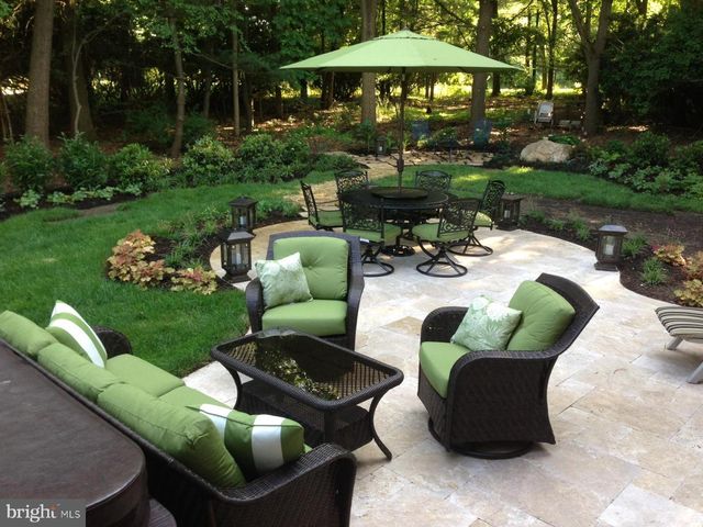 11 HEMLOCK CT, Cockeysville, MD 21030