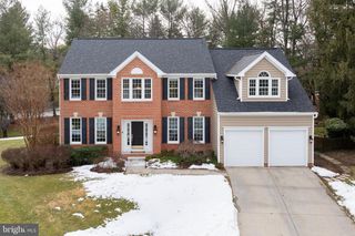 11 HEMLOCK CT, Cockeysville, MD 21030