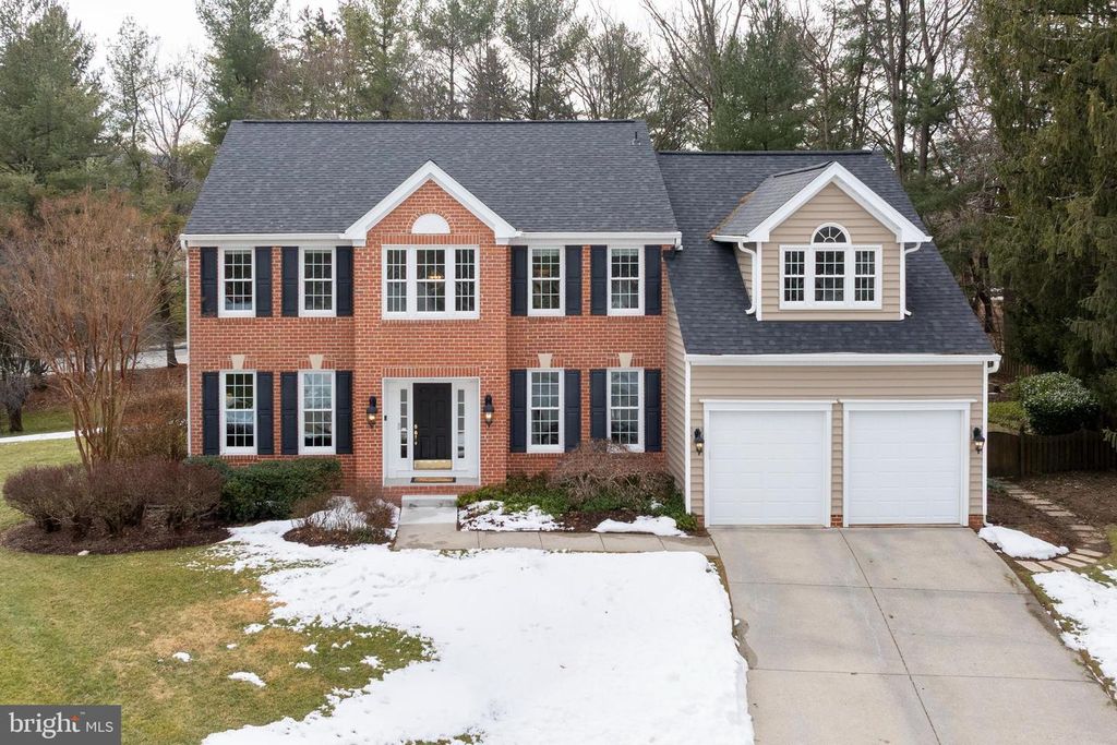 11 HEMLOCK CT, Cockeysville, MD 21030