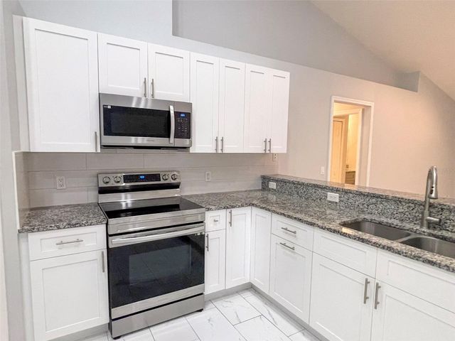 2116 NE 17TH AVENUE, Cape Coral, FL 33909