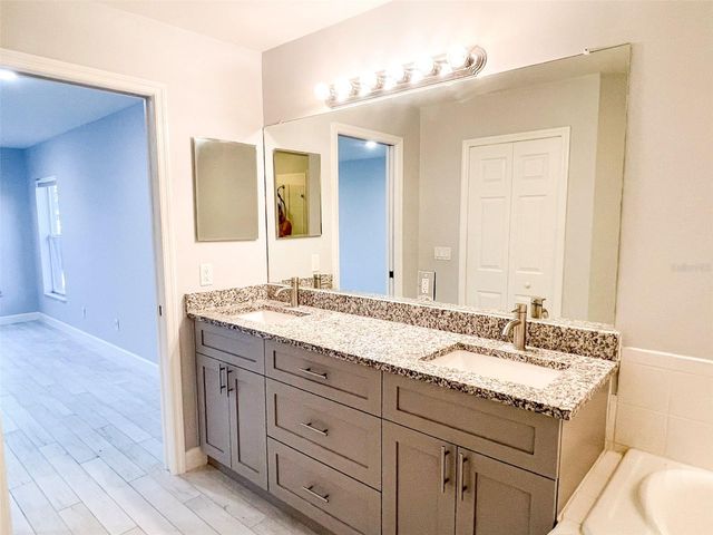 2116 NE 17TH AVENUE, Cape Coral, FL 33909