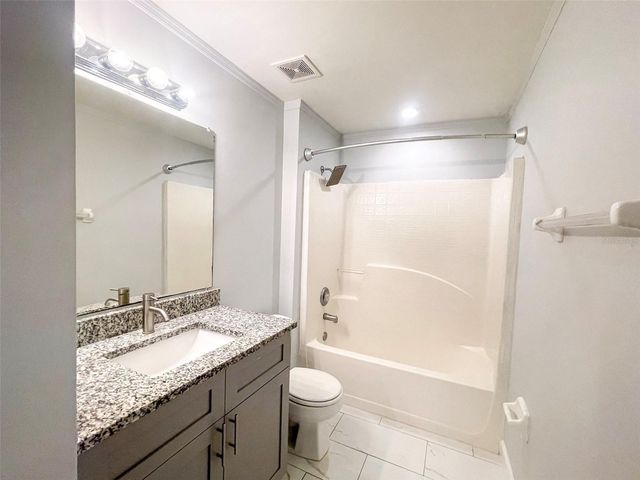 2116 NE 17TH AVENUE, Cape Coral, FL 33909