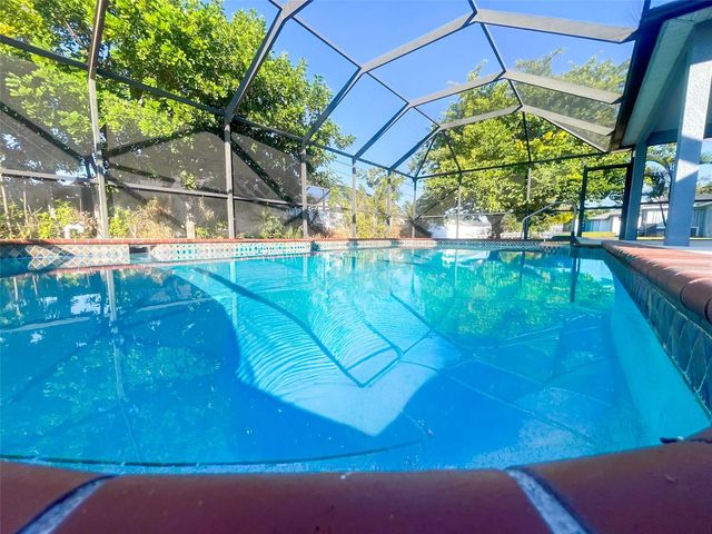 2116 NE 17TH AVENUE, Cape Coral, FL 33909