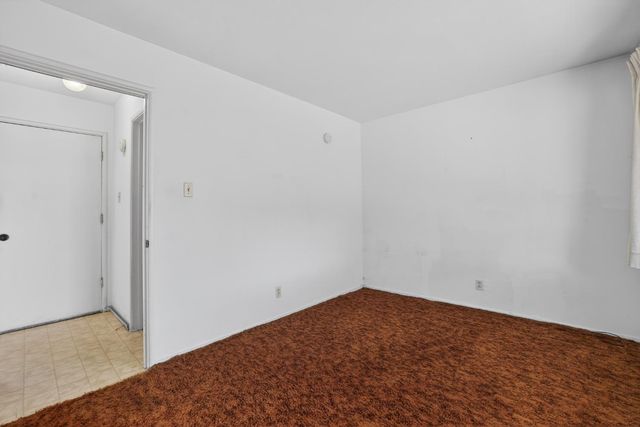 2113 Yorkshire Rd, Sacramento, CA 95815