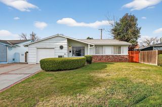 2113 Yorkshire Rd, Sacramento, CA 95815