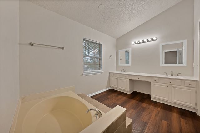 4109 Mediterranean Drive, Rowlett, TX 75088