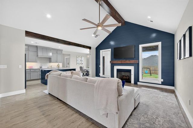 637 Megan Lane, Blanchard, OK 73010