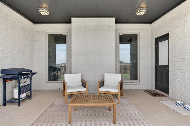 637 Megan Lane, Blanchard, OK 73010
