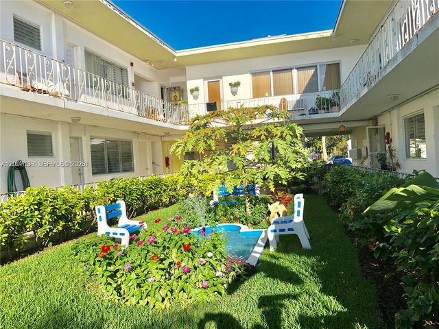 2250 Bay Dr 8, Miami Beach, FL 33141