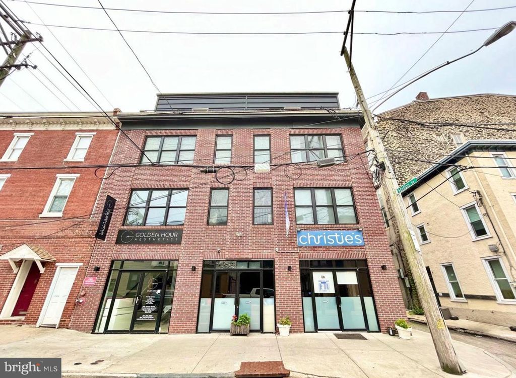 107 COTTON ST #COMMERCIAL, PHILADELPHIA, PA 19127 — exterior