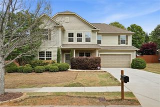 3770 Terrasol Trail SW, Lilburn, GA 30047