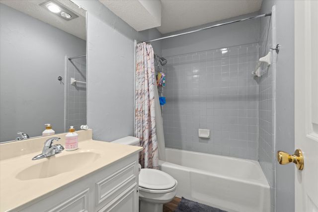 5728 95th Street, Lubbock, TX 79424