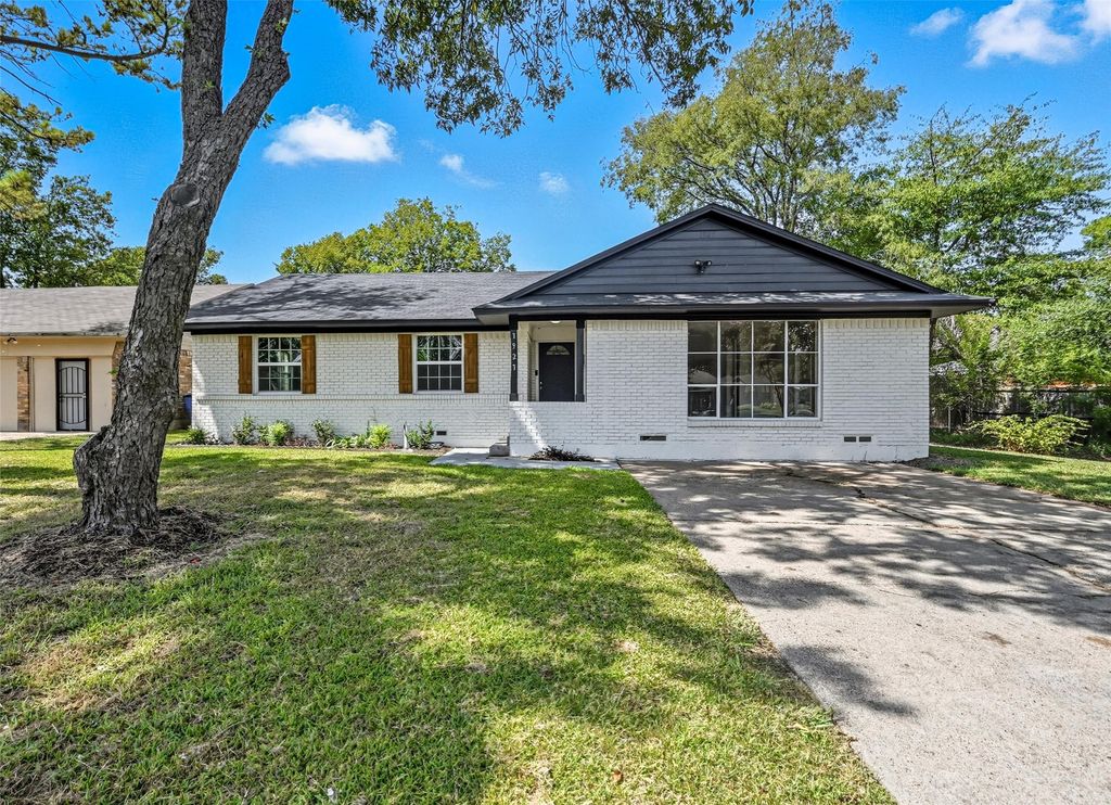 1927 Riverway Drive, Dallas, TX 75217