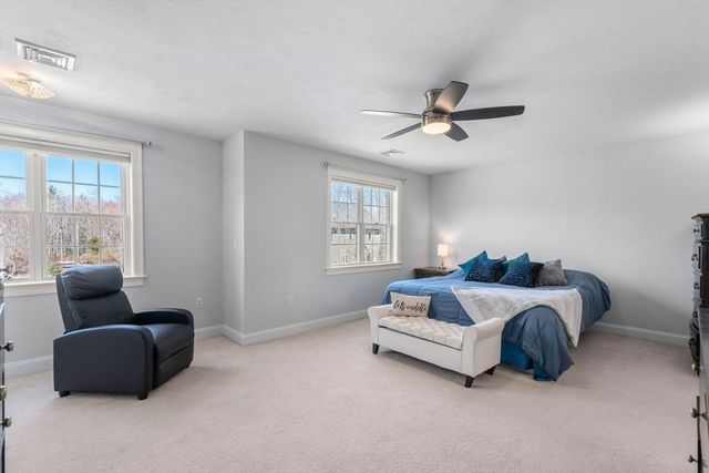 5 Glebe St, Rehoboth, MA 02769