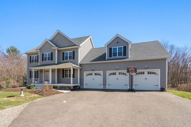 5 Glebe St, Rehoboth, MA 02769