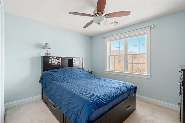 5 Glebe St, Rehoboth, MA 02769