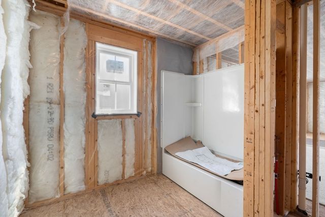 5 Glebe St, Rehoboth, MA 02769