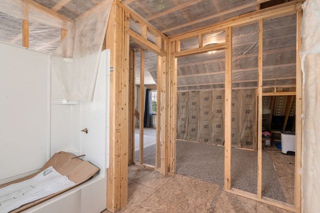 5 Glebe St, Rehoboth, MA 02769