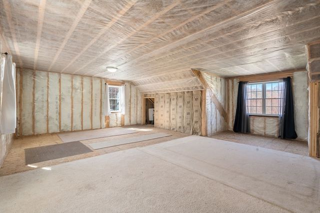 5 Glebe St, Rehoboth, MA 02769