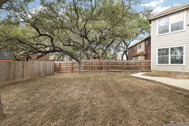 827 Clover Creek, San Antonio, TX 78245