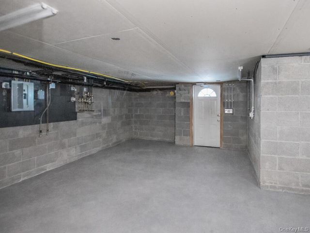 27 Warren Avenue, Haverstraw, NY 10927