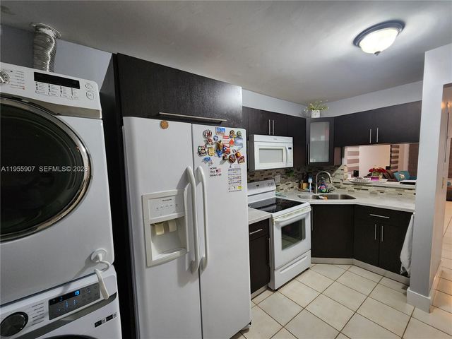 8391 SW 148th Ave, Miami, FL 33193