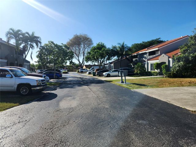 8391 SW 148th Ave, Miami, FL 33193