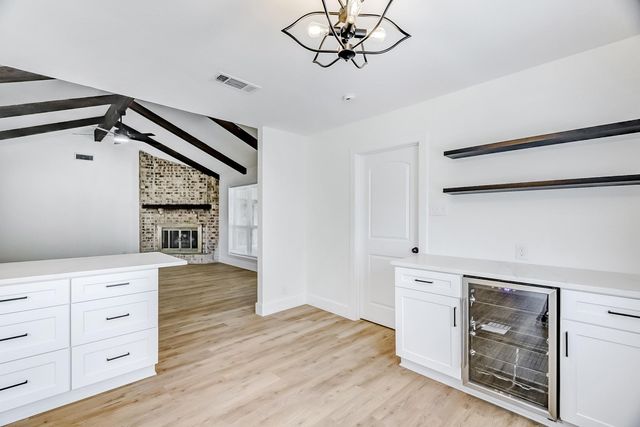 662 Birchwood Drive, Port Neches, TX 77651