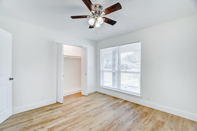 662 Birchwood Drive, Port Neches, TX 77651