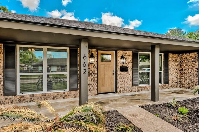 662 Birchwood Drive, Port Neches, TX 77651